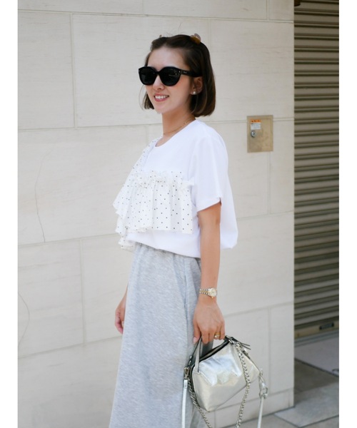 BeBeoD(べベッド)の「ドットフリルデザインTシャツ(Tシャツ/カットソー・レディース・ブラック系その他/ホワイト系その他・フリー)」の3枚目の写真