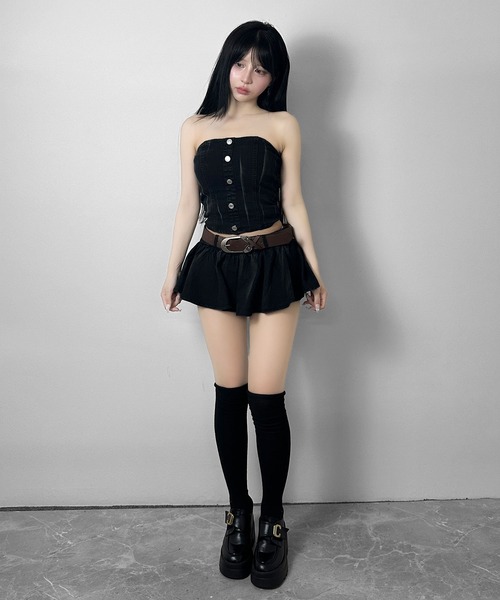 FOLLOWIN(フォロウィン)の「【セットアップ】ヴィンテージライクデニムチューブトップ+フレアスカート(セットアップ・レディース・ブラック・FREE)」の10枚目の写真