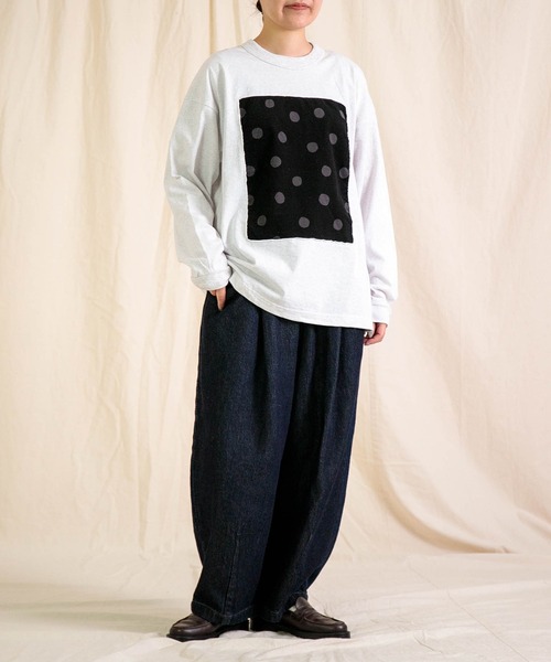 prit（プリット）の「[prit] 空紡天竺×シャツコールラフドットプリント L/SフレームTee（Tシャツ/カットソー・レディース・ライトグレー系/ブラック系その他/ホワイト系その他・FREE）」の4枚目の写真