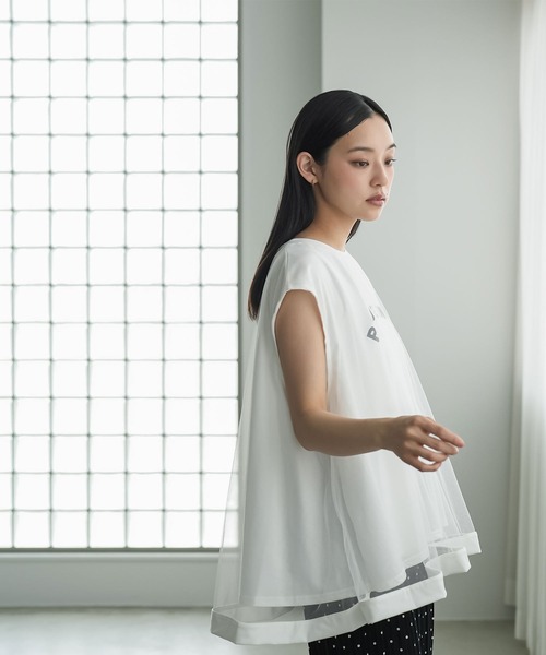 mili an deni（ミリアンデニ）の「チュールレイヤードロゴプリントTシャツ（Tシャツ/カットソー・レディース・ブラック/ホワイト・M）」の5枚目の写真