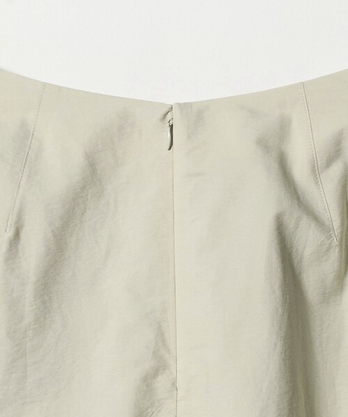 H　BEAUTY&YOUTH UNITED ARROWS（エイチビューティーアンドユースユナイテッドアローズ）の「＜H＞コットンナイロン コクーンスカート（スカート・レディース・ベージュ/ブラック・M/S）」の10枚目の写真