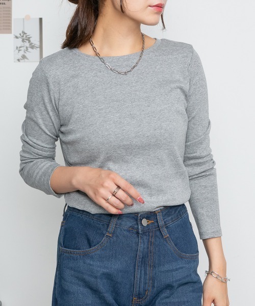 MARAI(マーライ)の「ロングスリーブコンパクトTシャツ(Tシャツ/カットソー・レディース・チャコールグレー/ブラック/オフホワイト/杢グレー/グレイッシュベージュ・LL/3L/4L/M/L)」の4枚目の写真