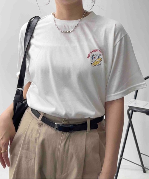 AS KNOW AS plus（アズノゥアズプラス）の「〇ビッグサイズ おばけアソート半袖Tシャツ(サーフィン・ポテト）【UNISEX ITEM】（Tシャツ/カットソー・レディース・ネイビー/オートミール/オフホワイト/ブラック・FREE）」の5枚目の写真