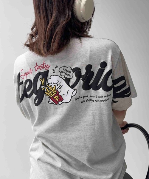 AS KNOW AS plus（アズノゥアズプラス）の「〇ビッグサイズ おばけアソート半袖Tシャツ(サーフィン・ポテト）【UNISEX ITEM】（Tシャツ/カットソー・レディース・ネイビー/オートミール/オフホワイト/ブラック・FREE）」の19枚目の写真