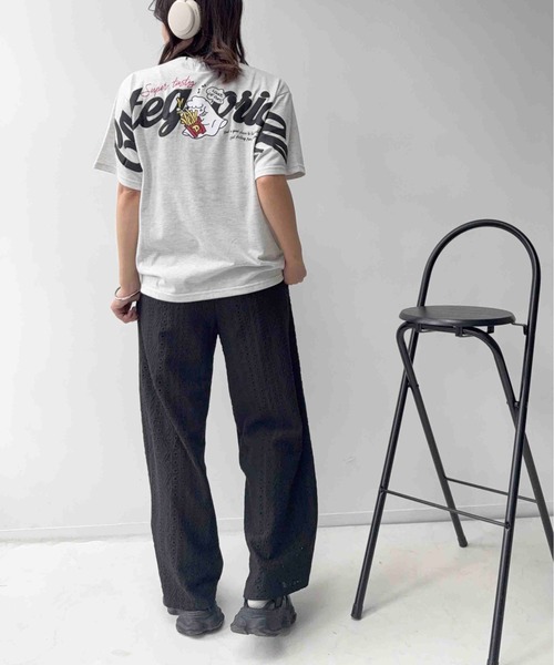 AS KNOW AS plus（アズノゥアズプラス）の「〇ビッグサイズ おばけアソート半袖Tシャツ(サーフィン・ポテト）【UNISEX ITEM】（Tシャツ/カットソー・レディース・ネイビー/オートミール/オフホワイト/ブラック・FREE）」の22枚目の写真