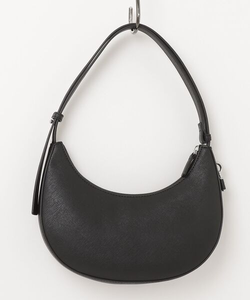 Guess(ゲス)の「MATILDA Shoulder Bag(ショルダーバッグ・レディース・ブラック・ONE SIZE)」の11枚目の写真
