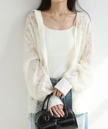 甘くなりすぎない大人のシアーシャツ ジャガードフラワーシアーシャツ