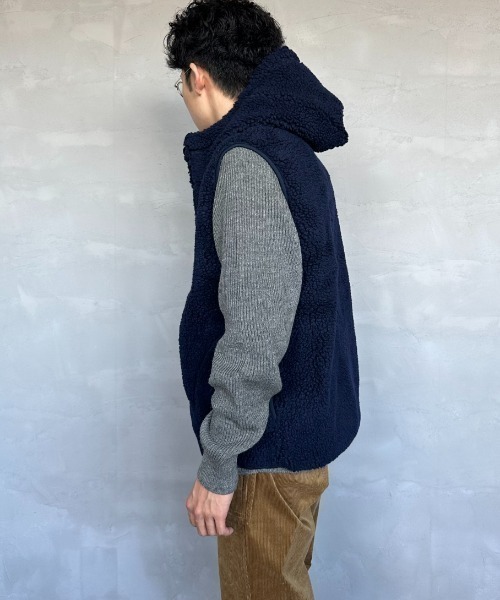 GYMPHLEX（ジムフレックス）の「【WEB先行予約】[GYMPHLEX/ジムフレックス] ボアフードベスト(WEB限定)（ベスト・レディース・オフホワイト/ネイビー/グレー/グレイッシュベージュ・M/L）」の15枚目の写真