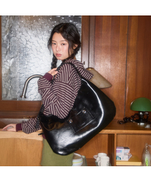 LETERIE（レテリー）の「BUCKLE REVERSIBLE SHOULDER BAG_4COLOR（メッセンジャーバッグ）」