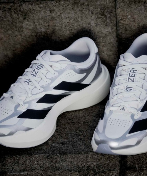 adidas(アディダス)の「アディゼロ EVO SL EXO / Adizero EVO SL EXO Shoes / ランニングシューズ / アディダス adidas(スニーカー・レディース・ホワイト×ブラック・23.0cm/23.5cm/24.0cm/24.5cm/25.0cm/25.5cm/22.0cm/22.5cm/26.0cm)」の15枚目の写真