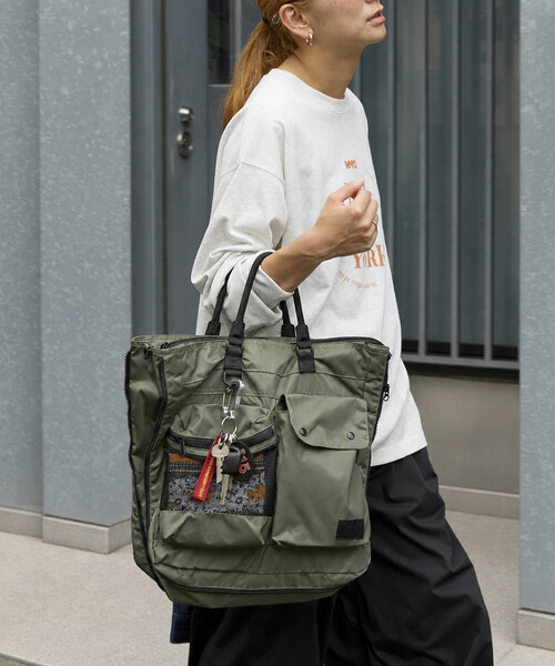 FREAK'S STORE(フリークスストア)の「YOSEMITE STRAP/ヨセミテストラップ EXPANDER HELMET TOTE BAG(トートバッグ・レディース・ブラック/オリーブ・ONE SIZE)」の18枚目の写真