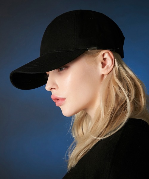 L.H.P(エルエイチピー)の「VARZAR/バザール/Stud logo over fit ball cap(キャップ・レディース・ホワイト/ブラック・F)」の2枚目の写真
