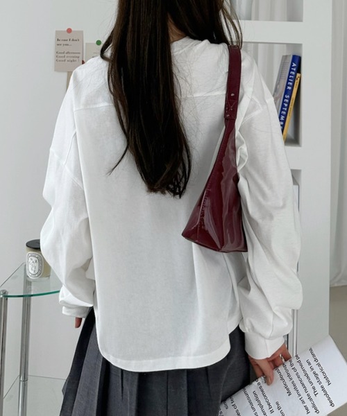 U.S. POLO ASSN.（ユーエスポロアッスン）の「【Ada.別注 U.S. POLO ASSN.】Vネック ドロップショルダー ルーズ カットソー（Tシャツ/カットソー・レディース・サックスブルー/ブラック/ホワイト・S/M）」の5枚目の写真