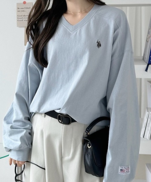 U.S. POLO ASSN.（ユーエスポロアッスン）の「【Ada.別注 U.S. POLO ASSN.】Vネック ドロップショルダー ルーズ カットソー（Tシャツ/カットソー・レディース・サックスブルー/ブラック/ホワイト・S/M）」の13枚目の写真