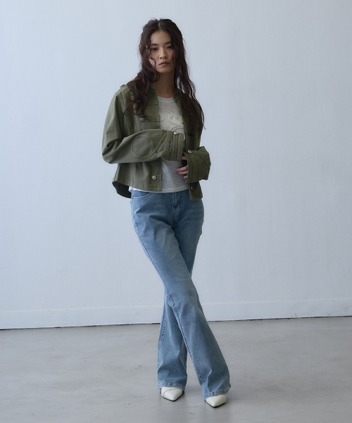 Clum（クルム）の「slim flare denim pants / スリムフレアデニムパンツ（デニムパンツ・レディース・ブルー・MEDIUM/LARGE/SMALL）」の15枚目の写真