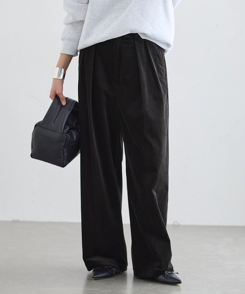 journal standard L'essage(ジャーナルスタンダードレサージュ)の「《追加》ストレッチコーデュロイ 2タックパンツ(その他パンツ・レディース・ベージュ/ピンク/ブラック・36/40/38)」の1枚目の写真
