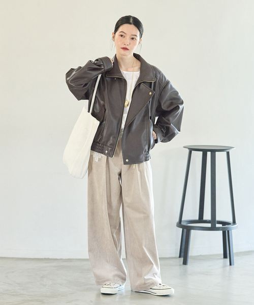 journal standard L'essage(ジャーナルスタンダードレサージュ)の「《追加》ストレッチコーデュロイ 2タックパンツ(その他パンツ・レディース・ベージュ/ピンク/ブラック・36/40/38)」の5枚目の写真