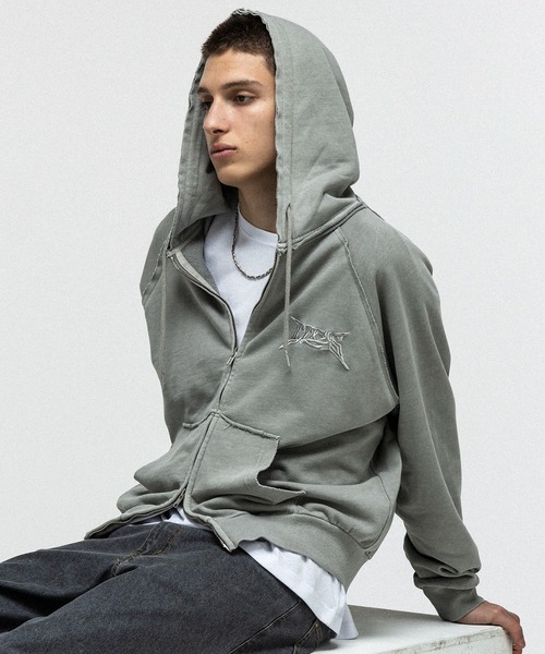 ILL'S(イルズ)の「『ILLS』 LOGO Embroidery FULL ZIP HOODIE / 『ILLS』 ロゴ刺繍フルジップフーディー ダブルジップ ピグメント加工 メンズ レディース ユニセックス(パーカー・メンズ・ラベンダー/ライム/グレー/オレンジ/チャコールグレー・L/M)」の3枚目の写真