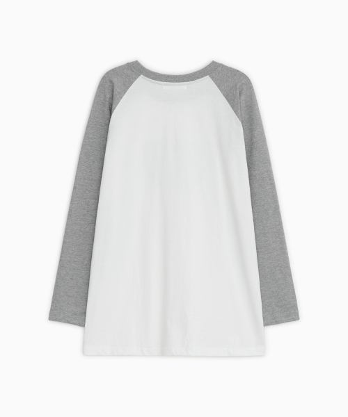 OHESHIO(オヘシオ)の「APPLE RAGLAN オーバーフィット ロングスリーブ、ホワイト(Tシャツ/カットソー・レディース・その他・FREE)」の3枚目の写真