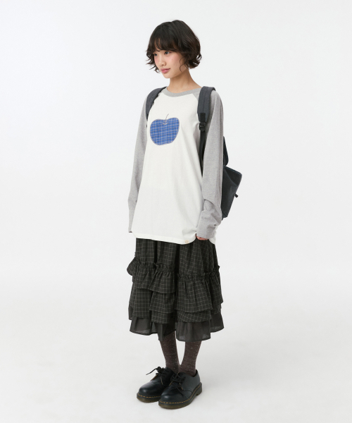 OHESHIO(オヘシオ)の「APPLE RAGLAN オーバーフィット ロングスリーブ、ホワイト(Tシャツ/カットソー・レディース・その他・FREE)」の7枚目の写真