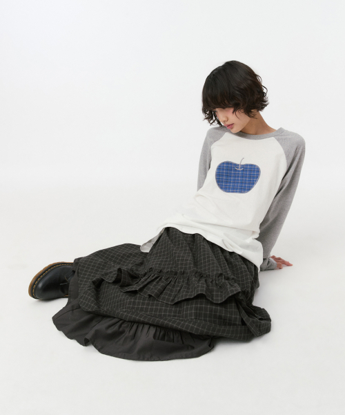 OHESHIO(オヘシオ)の「APPLE RAGLAN オーバーフィット ロングスリーブ、ホワイト(Tシャツ/カットソー・レディース・その他・FREE)」の11枚目の写真