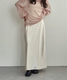サテンマキシスカート