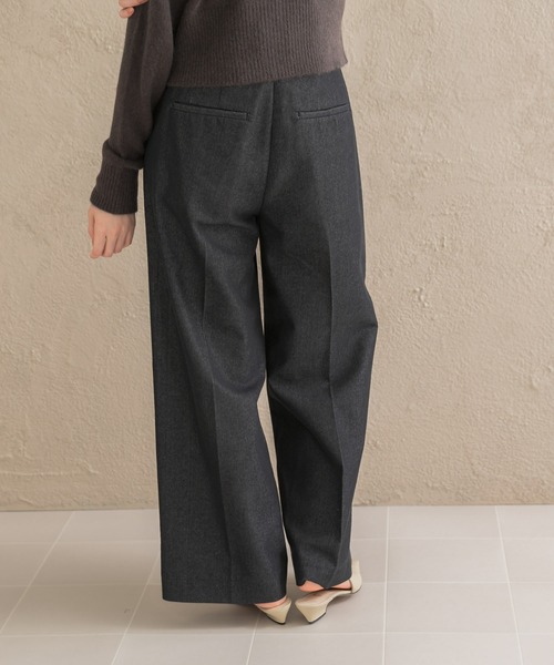 URBAN RESEARCH ROSSO WOMEN(アーバンリサーチ ロッソ)の「PERFECT DENIM SLACKS(デニムパンツ・レディース・ブラウン/インディゴブルー・36/38)」の12枚目の写真