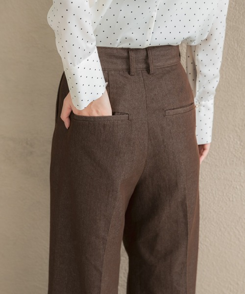 URBAN RESEARCH ROSSO WOMEN(アーバンリサーチ ロッソ)の「PERFECT DENIM SLACKS(デニムパンツ・レディース・ブラウン/インディゴブルー・36/38)」の22枚目の写真