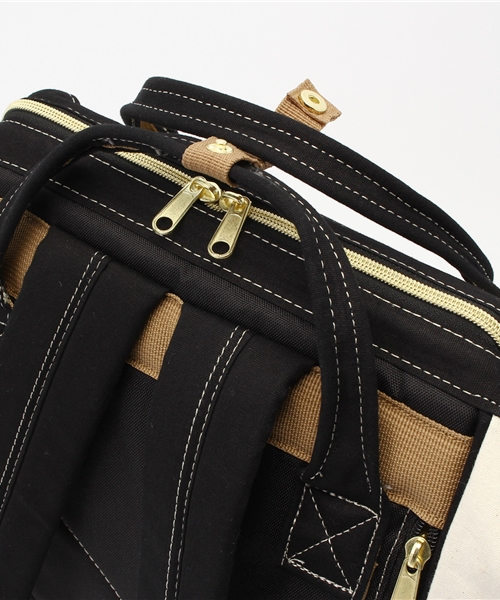 anello（アネロ）の「【anello】キャンバス配色口金リュック（バックパック/リュック・レディース・ダークグリーン/ブラック/ネイビー・ONE SIZE）」の5枚目の写真