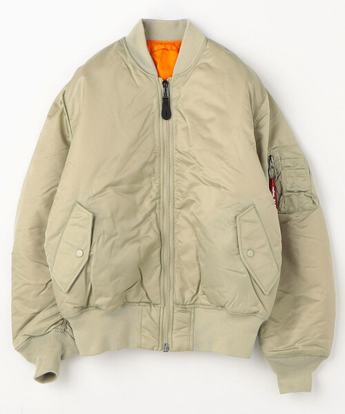 Alpha Industries(アルファインダストリーズ)の「ALPHA/アルファ MA-1 HERITAGE FIT FLIGHT JACKET/MA1 ヘリテージフィット フライトジャケット(ブルゾン・メンズ・ダークグレー/インディゴブルー/シルバー/グレー/キャメル/ワインレッド/ピンク/ベージュ/ブラック・MEDIUM/X-LARGE/LARGE)」の4枚目の写真