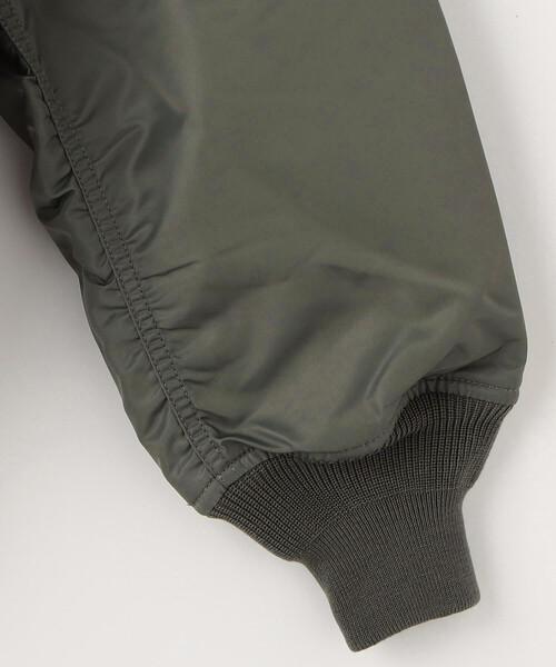 Alpha Industries(アルファインダストリーズ)の「ALPHA/アルファ MA-1 HERITAGE FIT FLIGHT JACKET/MA1 ヘリテージフィット フライトジャケット(ブルゾン・メンズ・ダークグレー/インディゴブルー/シルバー/グレー/キャメル/ワインレッド/ピンク/ベージュ/ブラック・MEDIUM/X-LARGE/LARGE)」の14枚目の写真