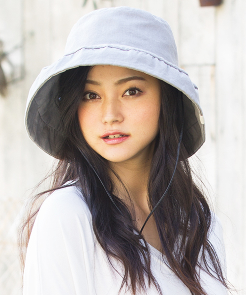 QUEENHEAD（クイーンヘッド）の「紐付きブリムフレンチハット（ハット・レディース・ナチュラル/ブルー/ライトグレー/ダークネイビー/グレイッシュベージュ/カーキ/ブラック/グレー系その他/ライトグリーン/チャコールグレー/ブラウン/オフホワイト・XX-LARGE/FREE/X-LARGE）」の4枚目の写真
