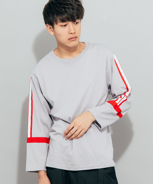 SENSE OF PLACE by URBAN RESEARCH(センスオブプレイスバイアーバンリサーチ)の「スリーブプリントロンTシャツ(Tシャツ/カットソー・メンズ・グリーン/グレー・MEDIUM/LARGE)」の1枚目の写真