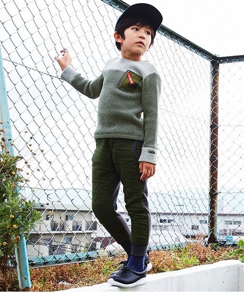 F.O.KIDS（エフオーキッズ）の「ミリタリーポケット付きトレーナー（スウェット・キッズ・チャコール/ベージュ・80/90/95/100/110/120/130/140）」の6枚目の写真