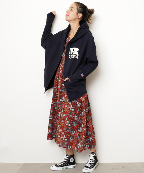 DOUBLE NAME（ダブルネーム）の「Ｖネック花柄ワンピース（ワンピース・レディース・ネイビー/レッド/マスタード・FREE）」の8枚目の写真