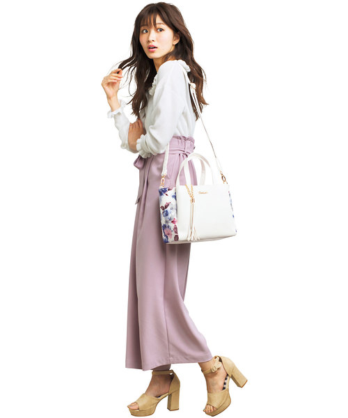 GeeRA(ジーラ)の「リボンベルト付フリルウエストワイドパンツ(その他パンツ・レディース・インディゴブルー/ピンクベージュ/ブラック/ネイビー/ドット/ベージュ/その他・SMALL/X-LARGE/XX-LARGE/LARGE/MEDIUM)」の18枚目の写真