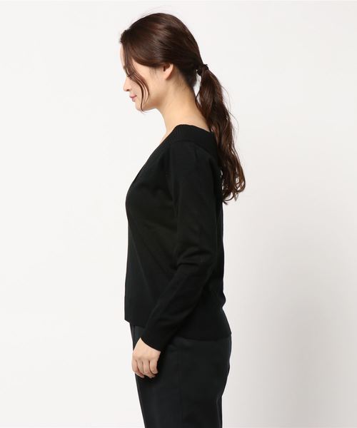 KOBE LETTUCE（コウベレタス）の「[Vネック/ボートネック/バックシャン/オフショルダー]4Wayカシュクールビタミンカラーハイゲージニットトップス（ニット/セーター・レディース・グリーン/パープル系その他/ブラック/イエロー/グレー/オフホワイト・FREE）」の10枚目の写真