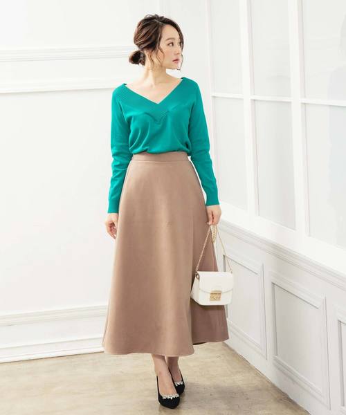 KOBE LETTUCE（コウベレタス）の「[Vネック/ボートネック/バックシャン/オフショルダー]4Wayカシュクールビタミンカラーハイゲージニットトップス（ニット/セーター・レディース・グリーン/パープル系その他/ブラック/イエロー/グレー/オフホワイト・FREE）」の14枚目の写真