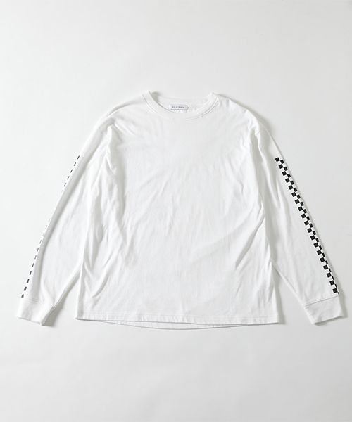 AZUL by moussy(アズールバイマウジー)の「CHECKER LONG SLEEVE T-SHIRT / チェッカーロングスリーブTシャツ(Tシャツ/カットソー・メンズ・ホワイト/ブラック・SMALL/MEDIUM/LARGE)」の1枚目の写真