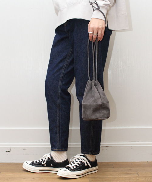 ARTS＆CRAFTS/アーツアンドクラフツ PIG SUEDE 巾着 S ARTS & CRAFTS（アーツアンドクラフト）の「ARTS＆CRAFTS/アーツアンド