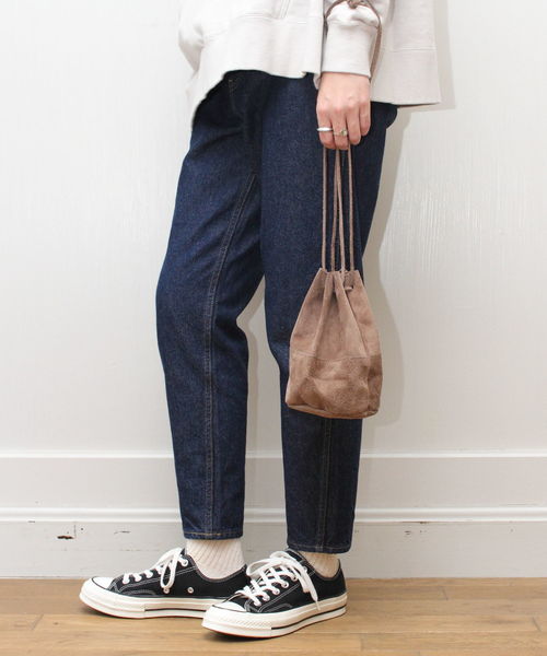 ARTS＆CRAFTS/アーツアンドクラフツ PIG SUEDE 巾着 S ARTS & CRAFTS（アーツアンドクラフト）の「ARTS＆CRAFTS/アーツアンド