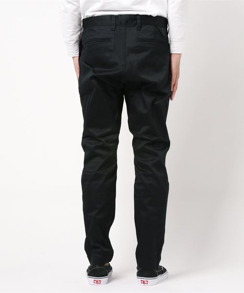 WHITE MOUNTAINEERING（ホワイトマウンテニアリング）の