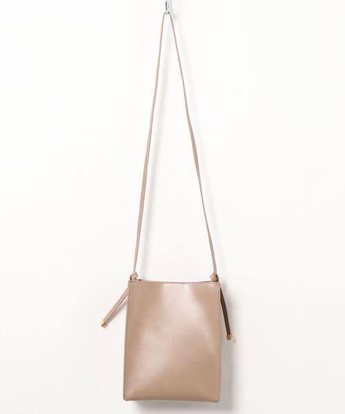 natural couture(ナチュラルクチュール)の「2WAYスクエアショルダー(ショルダーバッグ・レディース・ブラック/ベージュ/ブラウン/アイボリー・FREE)」の5枚目の写真