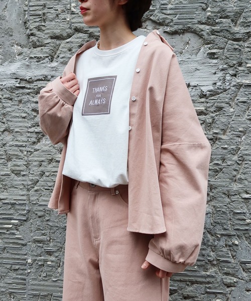 Riberry(リベリー)の「ビッグシルエットシャツ(シャツ/ブラウス・レディース・ブラック/ベージュ/グリーン/ピンクベージュ・FREE)」の4枚目の写真
