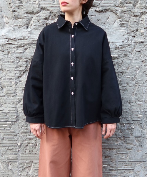Riberry(リベリー)の「ビッグシルエットシャツ(シャツ/ブラウス・レディース・ブラック/ベージュ/グリーン/ピンクベージュ・FREE)」の20枚目の写真