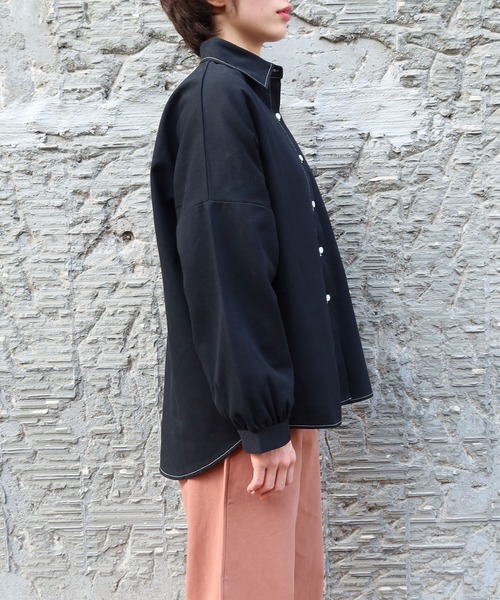 Riberry(リベリー)の「ビッグシルエットシャツ(シャツ/ブラウス・レディース・ブラック/ベージュ/グリーン/ピンクベージュ・FREE)」の19枚目の写真