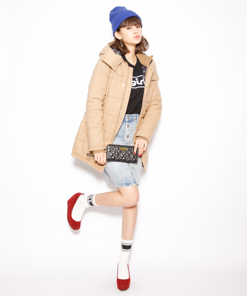 X-girl(エックスガール)の「SWEAT LAYERED DRESS(ワンピース・レディース・ホワイト/ブラック/アッシュ・1/2)」の4枚目の写真