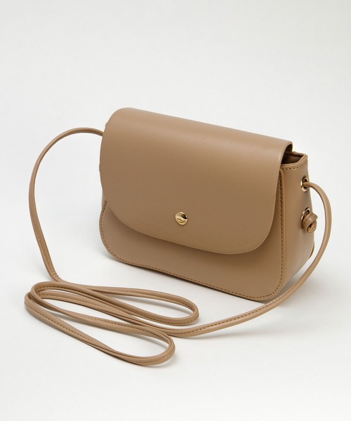 ALTROSE（アルトローズ）の「シンプルショルダーバッグ　[ドーラ]（ショルダーバッグ・レディース・ベージュ/ブラック/ピンク/ブラウン・FREE）」の3枚目の写真