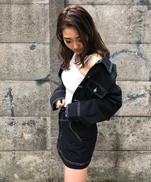 ENVYM（アンビー）の「ステッチショートＪＫ（カバーオール・レディース・ブラック/ベージュ・FREE）」の8枚目の写真