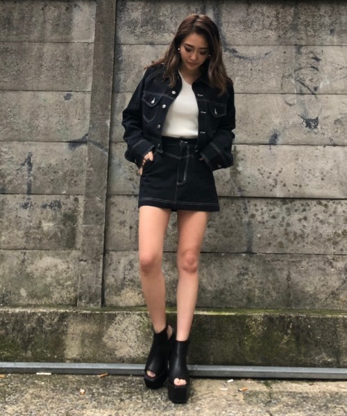 ENVYM（アンビー）の「ステッチショートＪＫ（カバーオール・レディース・ブラック/ベージュ・FREE）」の9枚目の写真